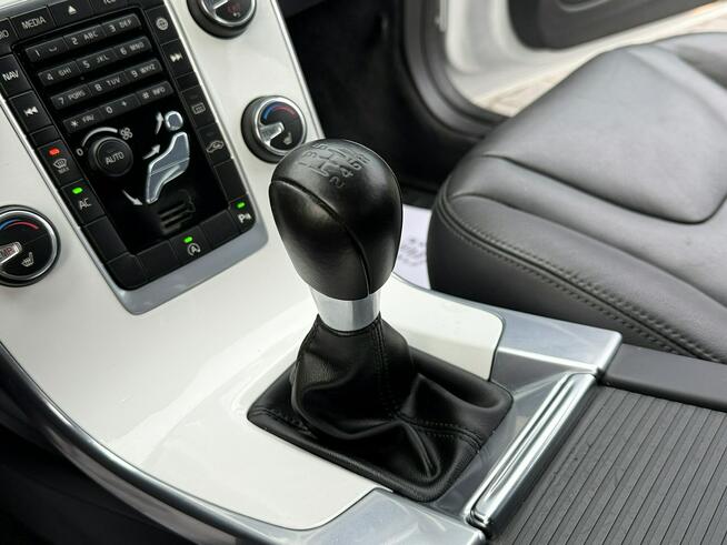 Volvo S60 2,0D3 136KM Lift/Ledy/Navi/Xenony/PDC/Serwisowany/Alu19 Węgrów - zdjęcie 9