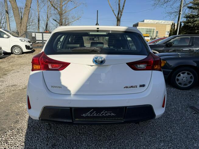 Toyota Auris 1.8 HSD 136KM Prestige Skóra PDC Kamera Otwock Mały - zdjęcie 6