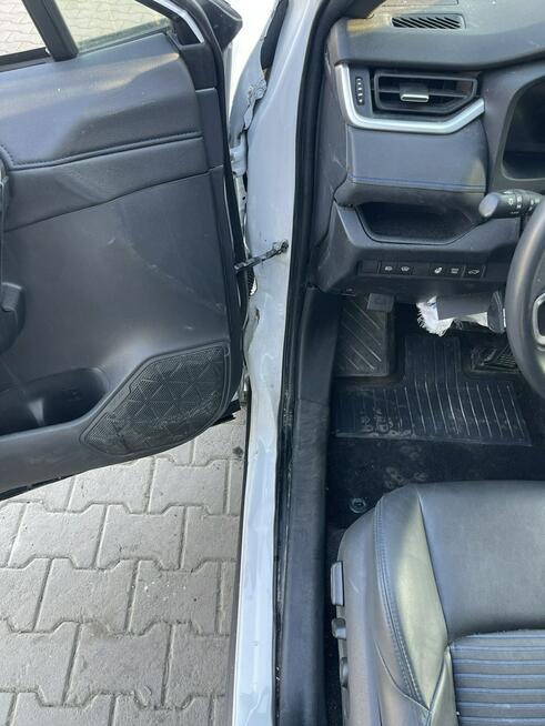 Toyota RAV-4 Selection 4x4 Hybryda Kamera Skóra Podgrzewanie Virtual Gliwice - zdjęcie 5