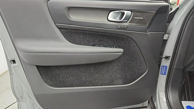 Volvo XC 40 B3 Plus Dark aut ! Z Polskiego Salonu ! Faktura Vat ! Warszawa - zdjęcie 10
