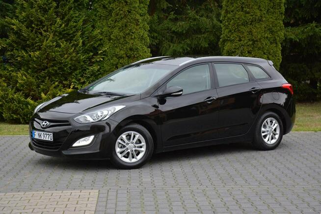 Hyundai i30 Ledy Klimatronic Parktronic grzane fotele Hak z Niemiec Ostrów Mazowiecka - zdjęcie 3