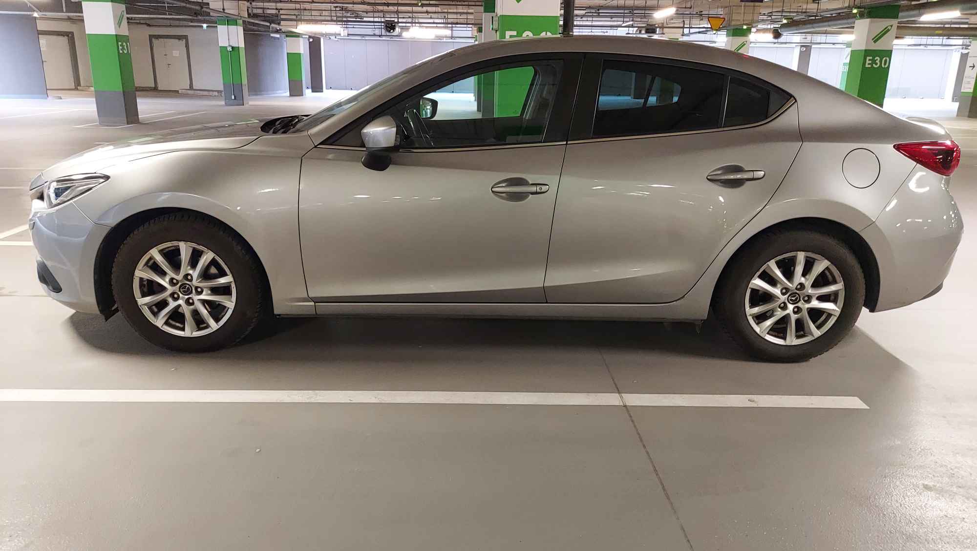 Mazda 3 Nowe Miasto - zdjęcie 2