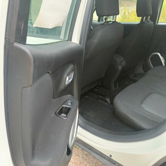 Jeep RENEGADE SPORT Warszawa - zdjęcie 10