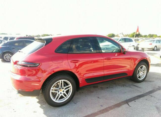 Porsche Macan 2018, 2.0L, 4x4, od ubezpieczalni Warszawa - zdjęcie 5