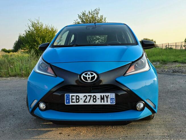 Toyota Aygo 1.0 Wave 2 fabryczny rozsuwany dach Więcławice Stare - zdjęcie 6