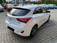 Hyundai i30 1,4 100KM  Klima  Podgrzewane fotele  Serwis 1Właściciel Orzech - zdjęcie 5