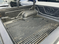 Toyota Hilux Executive 4x4 Klimatyzacja Hak Kamera Gliwice - zdjęcie 7