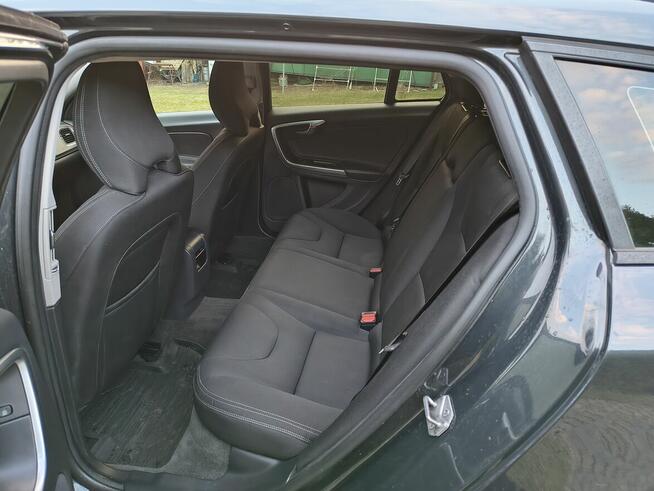 VOLVO V60 D3 Drive-E 2.0 150 KM, 2017 r, 195100 km. Rzeszów - zdjęcie 10