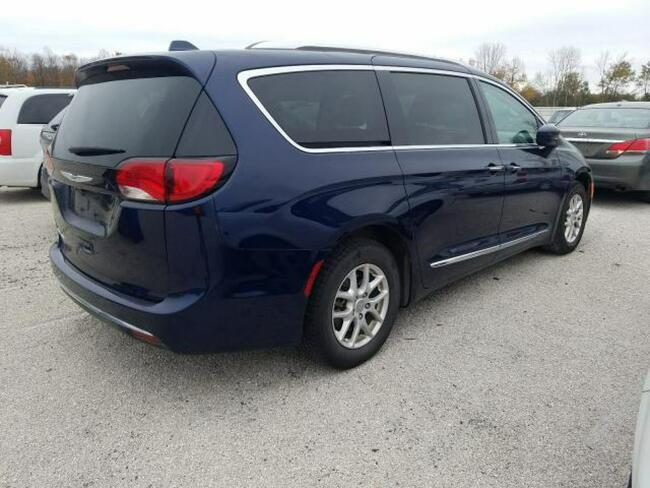 Chrysler Pacifica 2020, 3.6L, Touring L, po gradobiciu Warszawa - zdjęcie 4