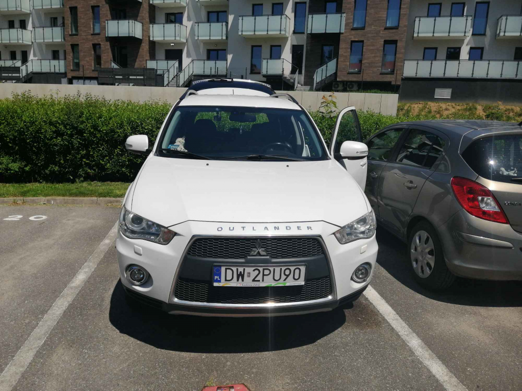 Mitsubishi outlander SUV kombi Kudowa-Zdrój - zdjęcie 2