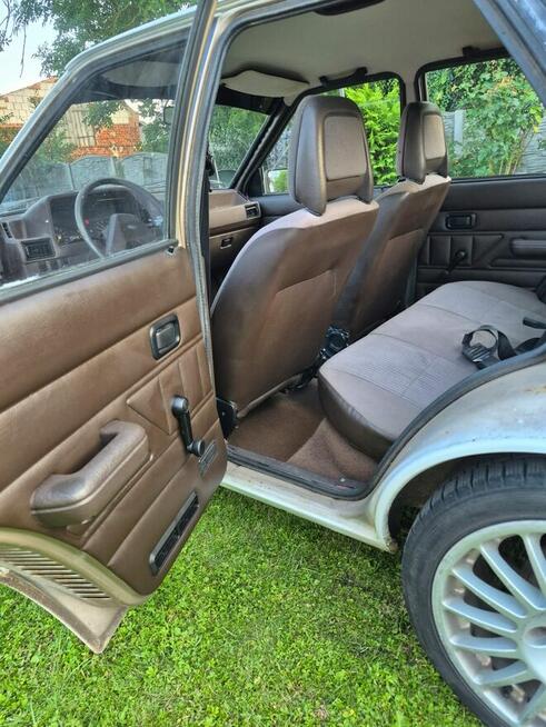 Ford Escort Mk4 Sedan – Automat – Klasyk / Youngtimer Gostyń - zdjęcie 9