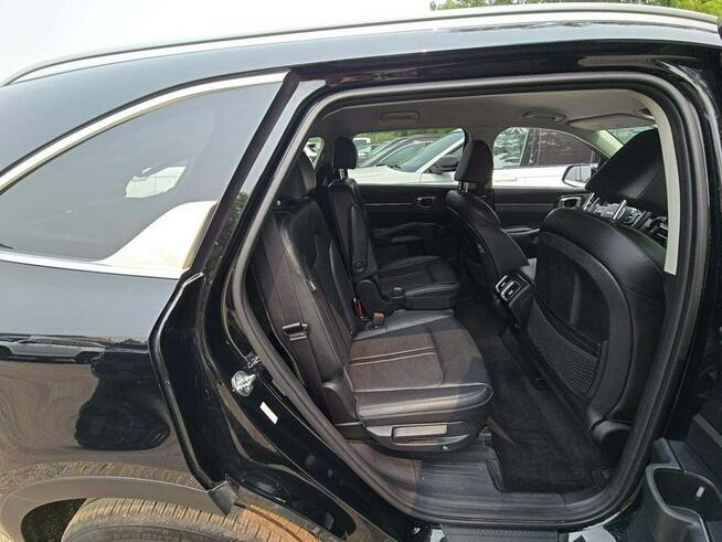 Kia Sorento Bogata wersja wyposażenia / AWD / niski przebieg Cieszyn - zdjęcie 11