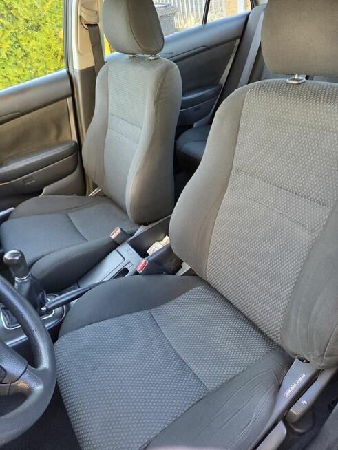 Sprzedam Toyote Avensis Żukowo - zdjęcie 11