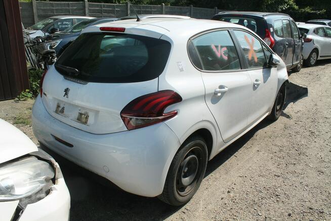 Peugeot 208 Ostrów Wielkopolski - zdjęcie 3