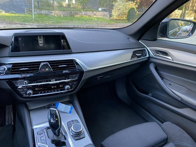 BMW 530 M-pakiet   X drive 123 tys. km Kobylnica - zdjęcie 11
