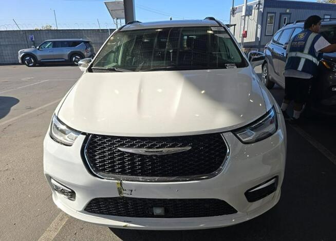 Chrysler Pacifica LIMITED / Benzyna / niski przebieg Tarnów - zdjęcie 2