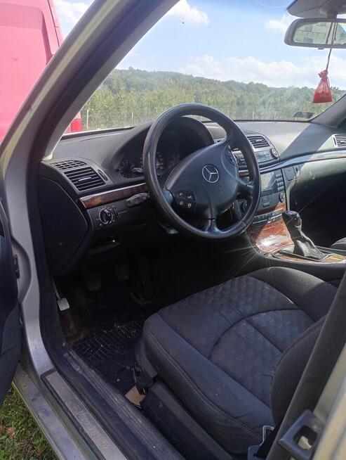 Mercedes w211 2.2cdi 2001r Zalasowa - zdjęcie 5