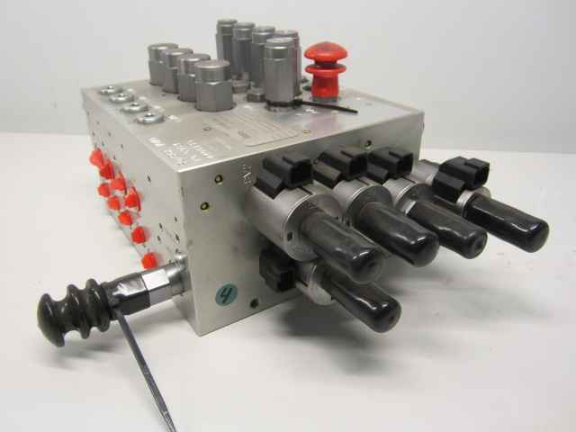 Części do naczep FAYMONVILLE &amp; MAX TRAILER Jadwisin - zdjęcie 3