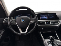 BMW Seria 3 318i aut Kombi Warszawa - zdjęcie 9