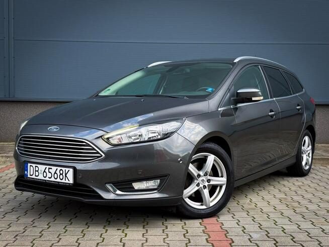 Ford Focus 1.0 125KM Bogate wyposażenie Hak Podgrzewana kierownica Wrocław - zdjęcie 1