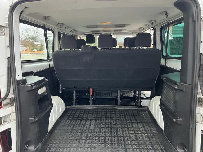 RENAULT TRAFFIC ! 2018 ! 9 osobowy ! Krosno - zdjęcie 10