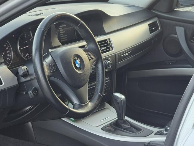 BMW 318 AUTOMAT/ xenon/ NAVI/ bardzo zadbana/ regularnie serwisowana Czarnków - zdjęcie 11