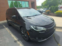 Chrysler Pacifica LIMITED S / niski przebieg / mała szkoda Warszawa - zdjęcie 2