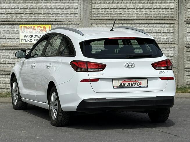 Hyundai i30 1,6 CRDi 116KM/Tempomat/LaneAssist/Serwisowany/SalonPL Węgrów - zdjęcie 4