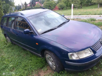 WOLKSWAGEN PASSAT 19 TDI Markowa - zdjęcie 4