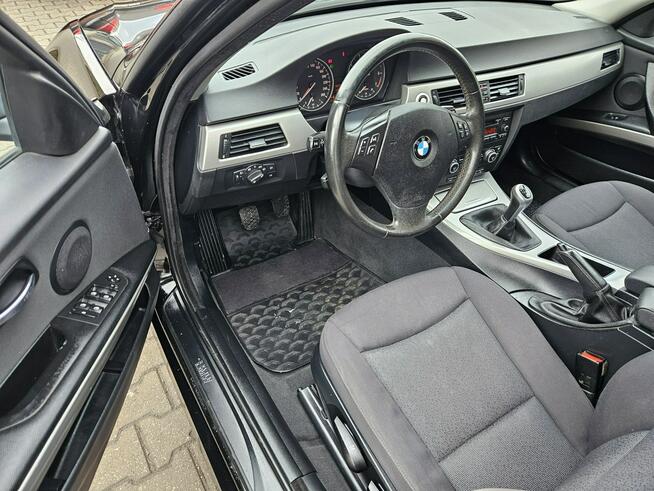 BMW 318 Klimatronic / Podgrzewane fotele / Tempomat / 6 biegów Ruda Śląska - zdjęcie 8