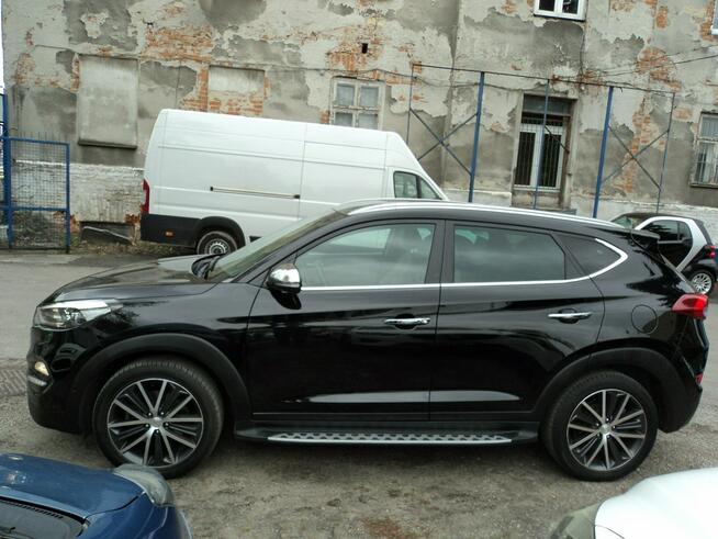 sprzedam ładnego HYUNDAIA TUCSONA 4X4 AWD 1.6B 177KM Lublin - zdjęcie 4