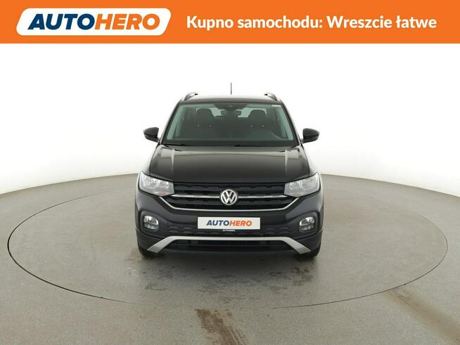 Volkswagen T-Cross navi PDC grzane fotele climatronic tempomat Warszawa - zdjęcie 11