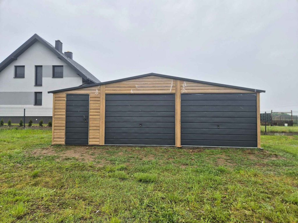 Garaż blaszany dwustanowiskowy 8×6m Winchester Dach dwuspadowy Radochów - zdjęcie 3