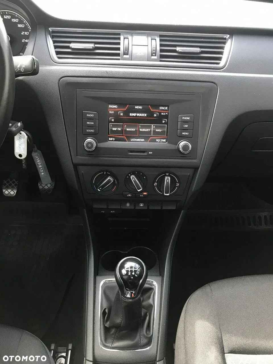 Seat Toledo 2018 · 120 400 km · 1 598 cm3 · Diesel Tychy - zdjęcie 10