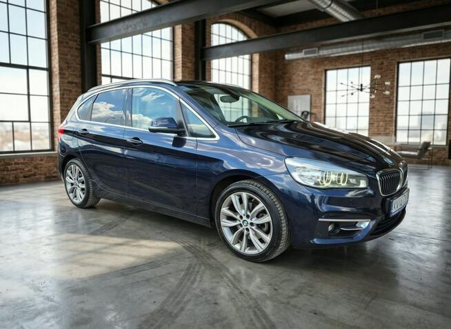 BMW Active Tourer 1 wł Full LED bezwypadkowy 2x koła Skóra kamera ASO Kraków - zdjęcie 8
