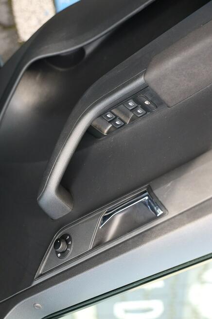 Skoda Fabia 1.0 TSI Ambition Automat Tychy - zdjęcie 10