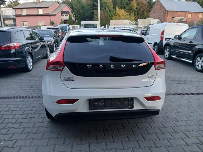 Volvo V40 1.6HDI alufelgi tempomat klimatronik czujniki stan BDB Gryfino - zdjęcie 6