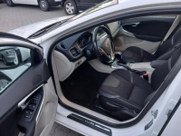 Volvo V40 1.6HDI alufelgi tempomat klimatronik czujniki stan BDB Gryfino - zdjęcie 9