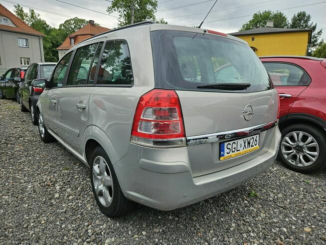 Opel Zafira 7 Foteli / Klimatyzacja / Czujniki parkowania / Komputer Ruda Śląska - zdjęcie 5