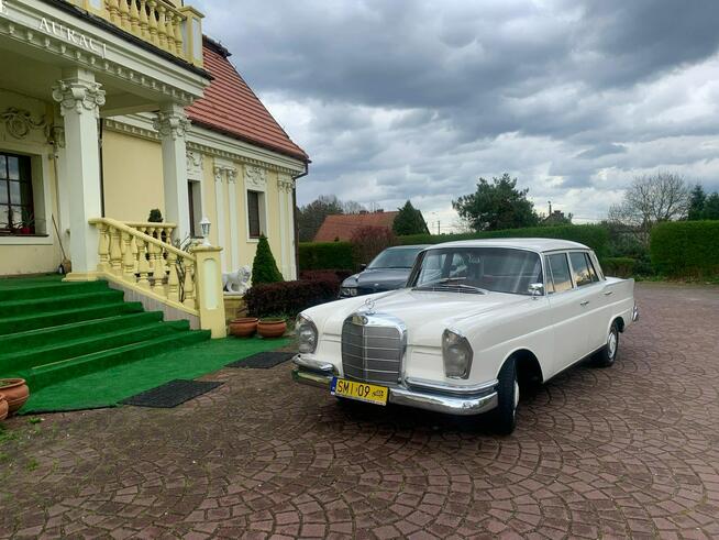 Mercedes W110 Klasa S / W111 / 220S / Zabytek! Łaziska Górne - zdjęcie 3