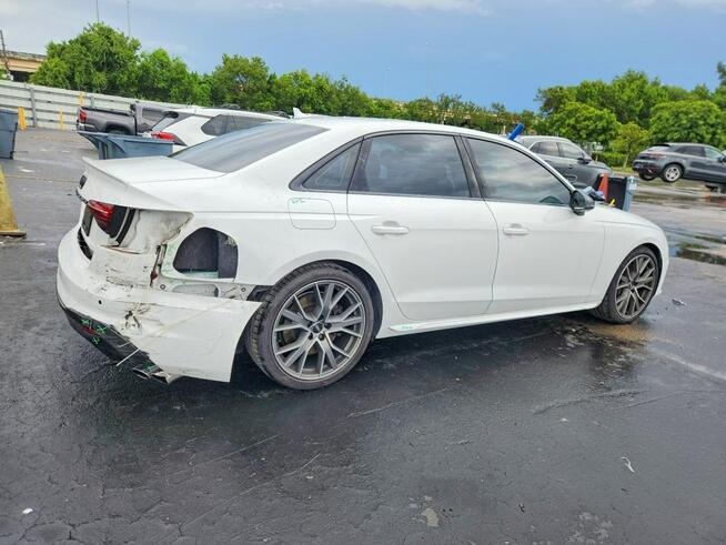 Audi S4 Tarnów - zdjęcie 4