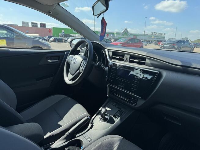 Toyota Auris 1,8 hybrid (2017) Białystok - zdjęcie 7
