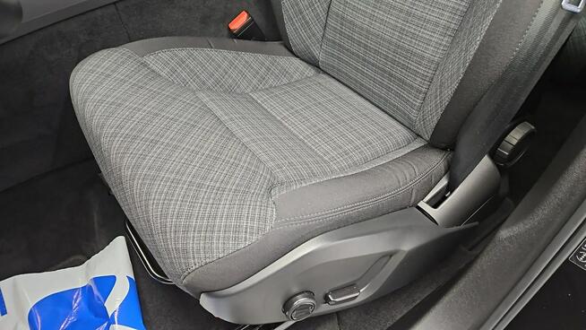 Volvo XC 60 B5 B AWD Core ! Z Polskie Salonu ! Faktura VAT ! Warszawa - zdjęcie 12