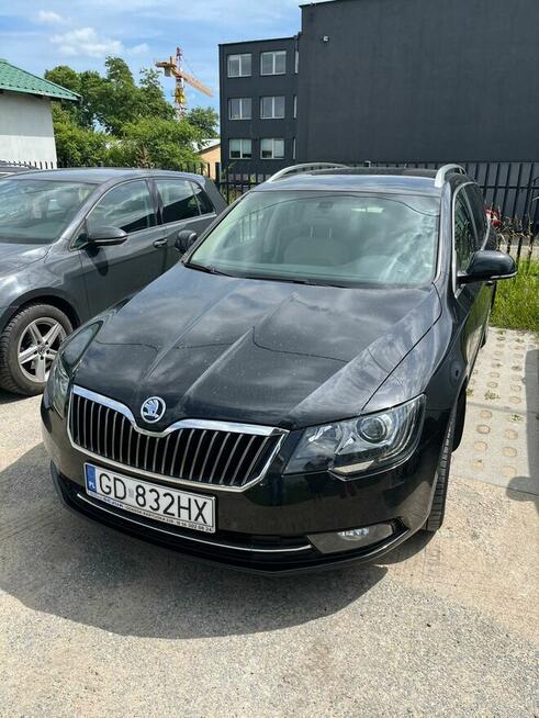 Syndyk sprzeda samochód Skoda Superb 2014, 134 089 km Pruszcz Gdański - zdjęcie 1