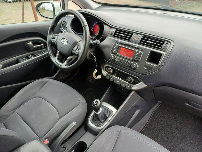 Kia Rio 1.4 CRDi  90KM  Klimatronic Suchorzew - zdjęcie 11