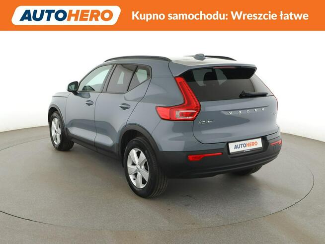 Volvo XC 40 MomentumCore navi kamera tempomat LED Warszawa - zdjęcie 4