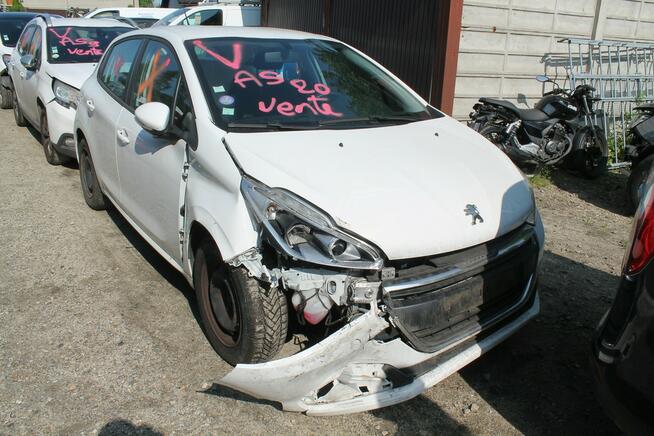 Peugeot 208 Ostrów Wielkopolski - zdjęcie 1