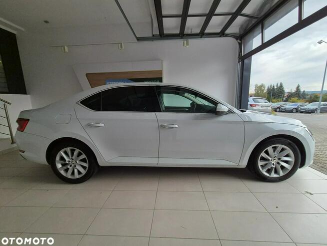 Škoda Superb Kraków - zdjęcie 5