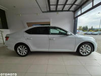 Škoda Superb Kraków - zdjęcie 5