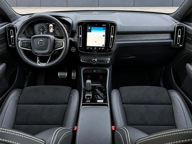 Volvo XC 40 2.0 B4 R-Design Faktura VAT 23% harman &amp; kardon Tarnowskie Góry - zdjęcie 6